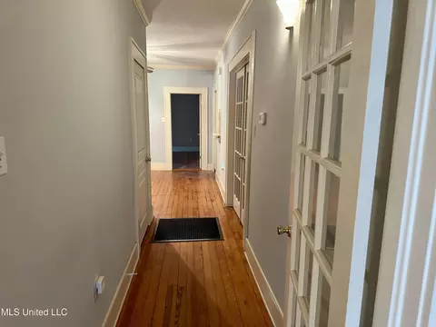 Entry Way - 69 Linden Dr, Natchez, MS 39120 photo 1 of 1