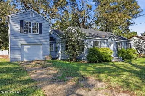 213 E Madison St, Bolton, MS 39041