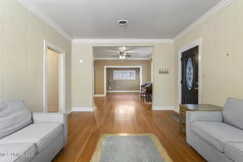 Entry Way - 1831 Howard St, Jackson, MS 39202 photo 1 of 3