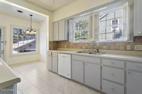Kitchen - 1831 Howard St, Jackson, MS 39202 photo 1 of 3