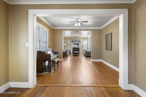 Entry Way - 1831 Howard St, Jackson, MS 39202 photo 2 of 3