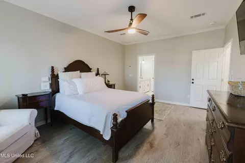 Bedroom - 199 Mandarin Dr, Brandon, MS 39047 photo 2 of 7