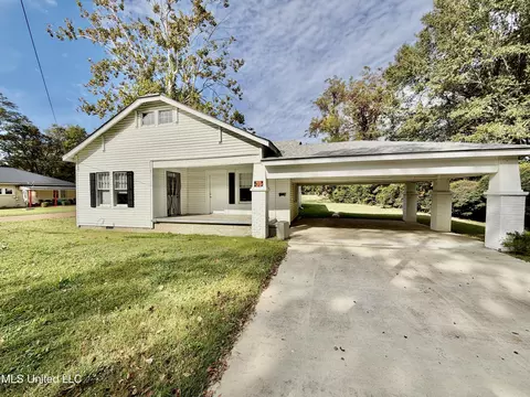 323 S Ruby Ave, Ruleville, MS 38771