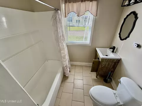 Bath - 323 S Ruby Ave, Ruleville, MS 38771 photo 2 of 2