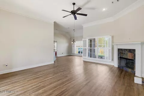 Living - 1853 August Bnd, Madison, MS 39110 photo 3 of 6