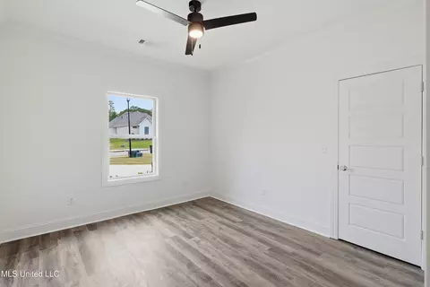 Bedroom - 221 Bronson Bnd, Flowood, MS 39232 photo 2 of 4