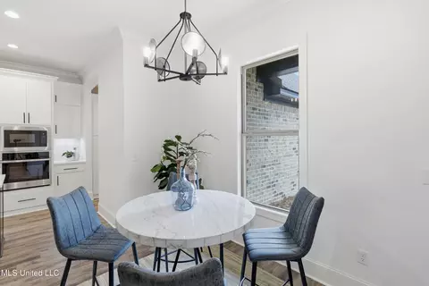 Dining - 221 Bronson Bnd, Flowood, MS 39232 photo 1 of 2