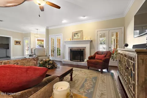 Living - 124 Trace Cove Dr, Madison, MS 39110 photo 3 of 3