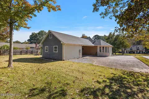 Exterior - 124 Trace Cove Dr, Madison, MS 39110 photo 6 of 6
