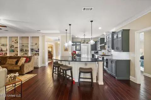 Kitchen - 124 Trace Cove Dr, Madison, MS 39110 photo 2 of 5