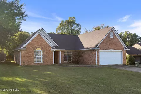 5393 Peppermill Dr, Southaven, MS 38671