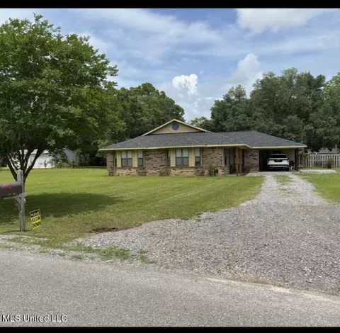 6105 Mccormack Rd, Moss Point, MS 39562 photo 1