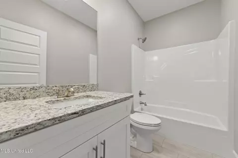 Bath - 137 Southern Hills Dr, Lucedale, MS 39452 photo 2 of 2