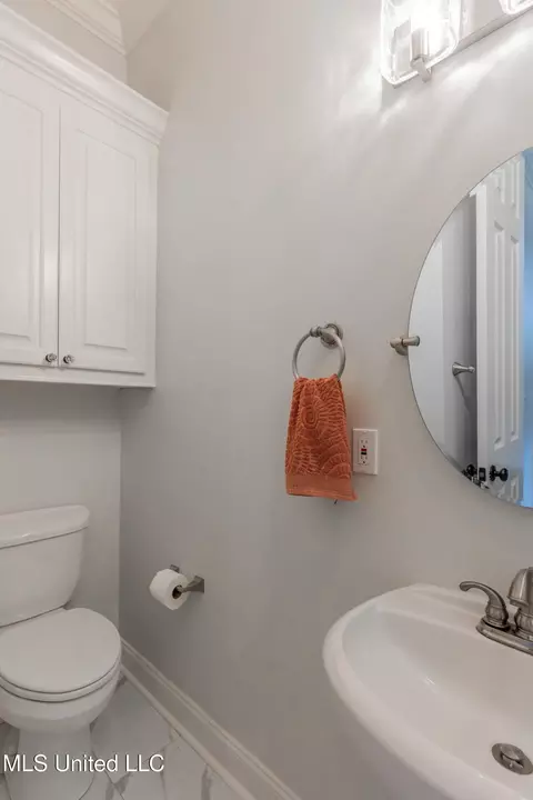 Bath - 118 Viewpointe Dr, Clinton, MS 39056 photo 10 of 15