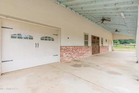 Exterior - 118 Viewpointe Dr, Clinton, MS 39056 photo 12 of 21