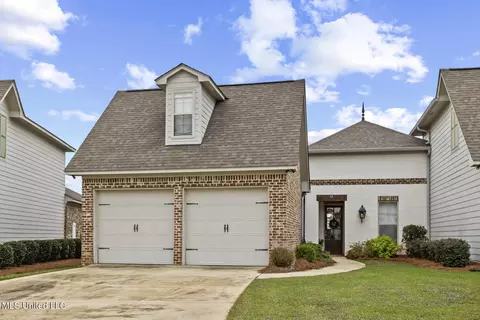 41 Peninsula Dr, Madison, MS 39110