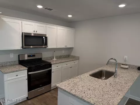 Kitchen - 29 Crown Dr, Lucedale, MS 39452 photo 1 of 2
