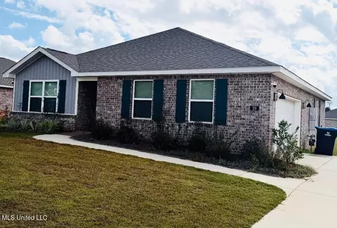 29 Crown Dr, Lucedale, MS 39452