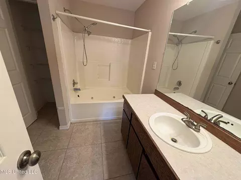 Bath - 501 Pratt Rd, Wiggins, MS 39577 photo 2 of 2