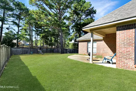 Exterior - 131 Devlin Springs Dr, Madison, MS 39110 photo 3 of 6