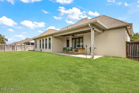 Exterior - 101 Coventry Ln, Canton, MS 39046 photo 7 of 8