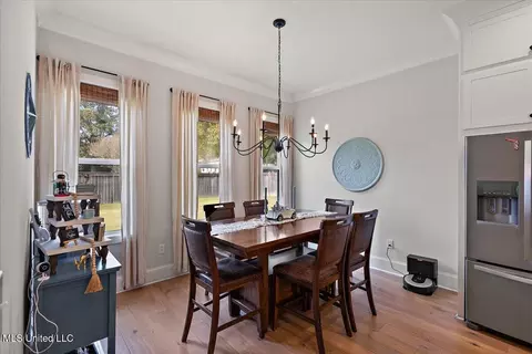 Dining - 101 Coventry Ln, Canton, MS 39046 photo 1 of 1