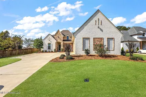 101 Coventry Ln, Canton, MS 39046