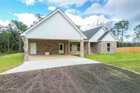 4300 Firetower Rd, Kiln, MS 39556