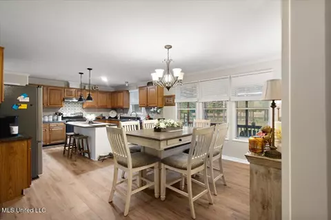 Dining - 110 Anse Reed Rd, Magee, MS 39111 photo 1 of 1