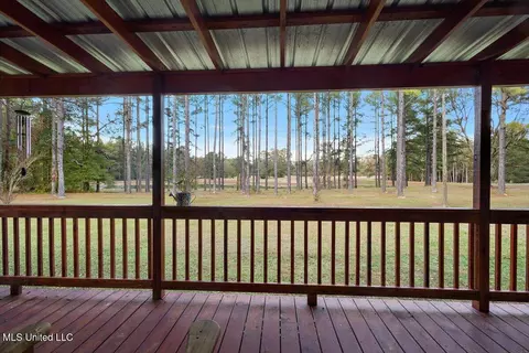 Exterior - 110 Anse Reed Rd, Magee, MS 39111 photo 7 of 11