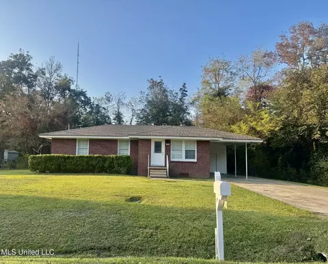 303 Ferriday Dr, Ridgecrest, LA 71334