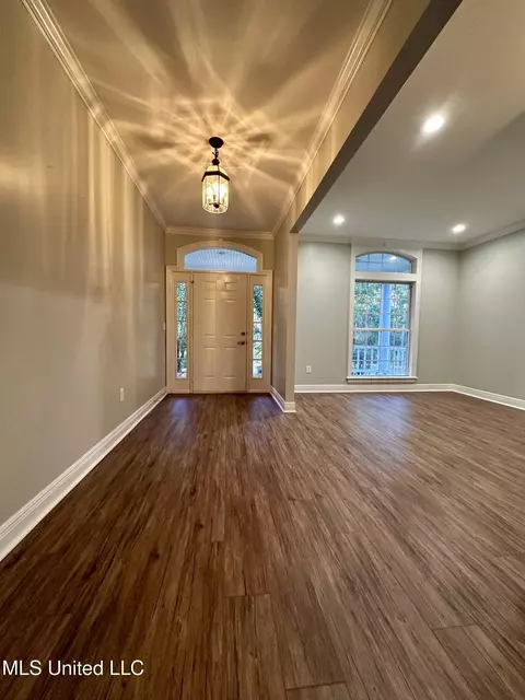 Entry Way - 120 Memory Ln, Magee, MS 39111 photo 1 of 1