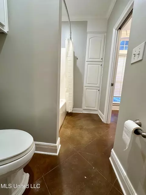 Bath - 120 Memory Ln, Magee, MS 39111 photo 3 of 10