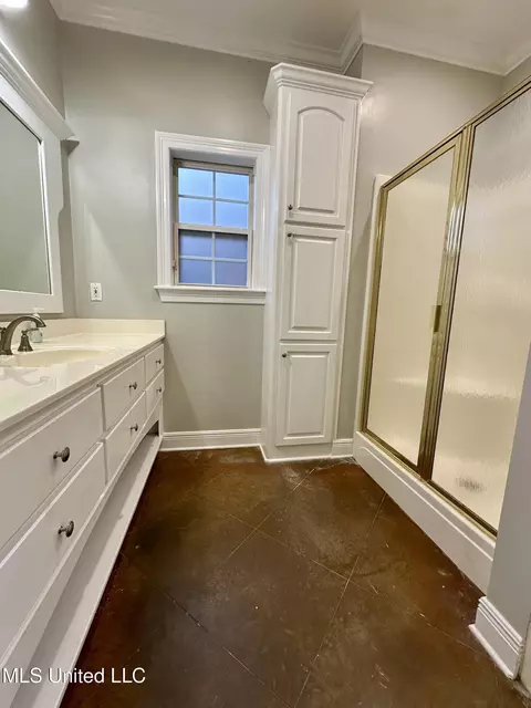 Bath - 120 Memory Ln, Magee, MS 39111 photo 7 of 10