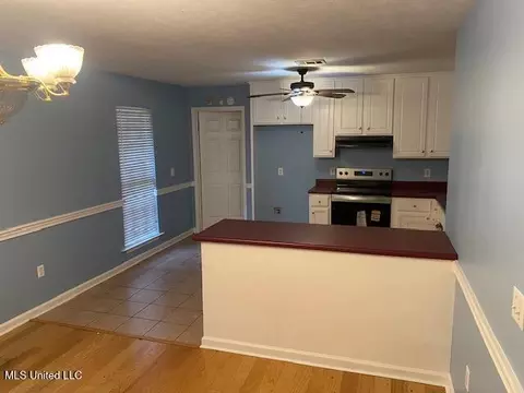 Kitchen - 1055 Billy Bell Rd, Jackson, MS 39213 photo 1 of 2