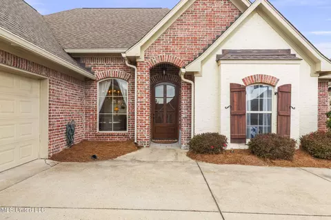 910 Abundance Xing, Flowood, MS 39232