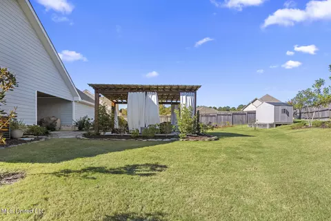 Exterior - 806 Long Leaf Cir, Brandon, MS 39042 photo 8 of 9