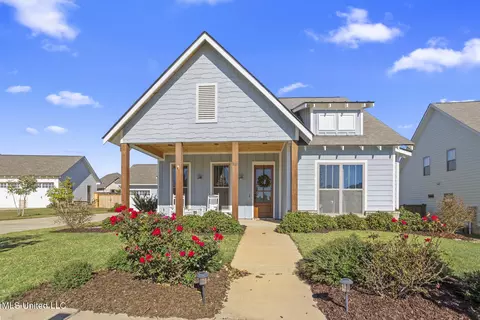 806 Long Leaf Cir, Brandon, MS 39042