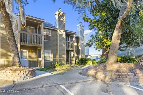 495 Popps Ferry Rd UNIT 25, Biloxi, MS 39531