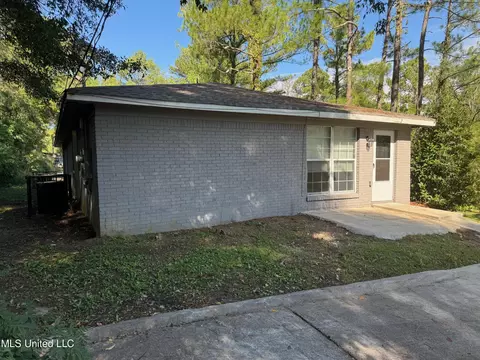 Exterior - 227-229 Lawrence Rd, Jackson, MS 39206 photo 1 of 1