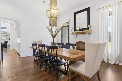 Dining - 193 Grace Dr, Flowood, MS 39232 photo 3 of 3