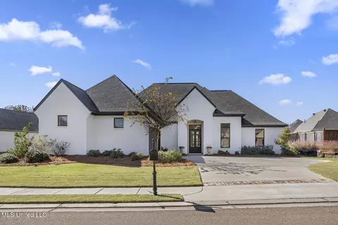 193 Grace Dr, Flowood, MS 39232