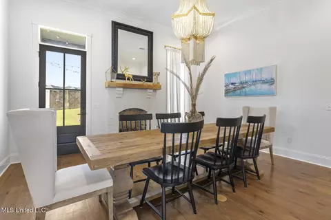 Dining - 193 Grace Dr, Flowood, MS 39232 photo 1 of 3