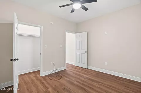 Bedroom - 1028 Antler Dr, Summit, MS 39666 photo 2 of 4