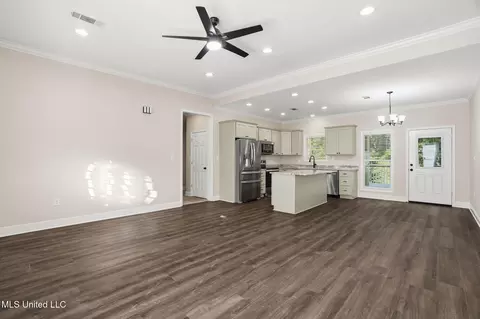 Living - 1028 Antler Dr, Summit, MS 39666 photo 3 of 3