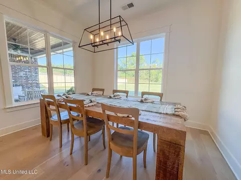 Dining - 5146 Watson View Dr, Nesbit, MS 38651 photo 1 of 1