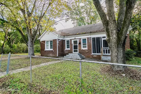 122 Princeton St, Jackson, MS 39203 photo 1