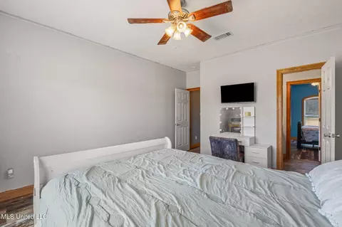 Bedroom - 2027 Chapel Dr, Summit, MS 39666 photo 5 of 7