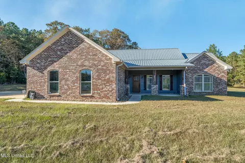 2027 Chapel Dr, Summit, MS 39666