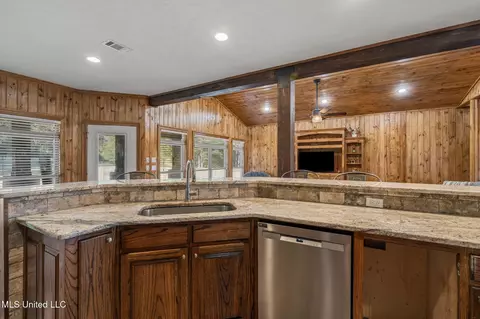 Kitchen - 2027 Chapel Dr, Summit, MS 39666 photo 5 of 5